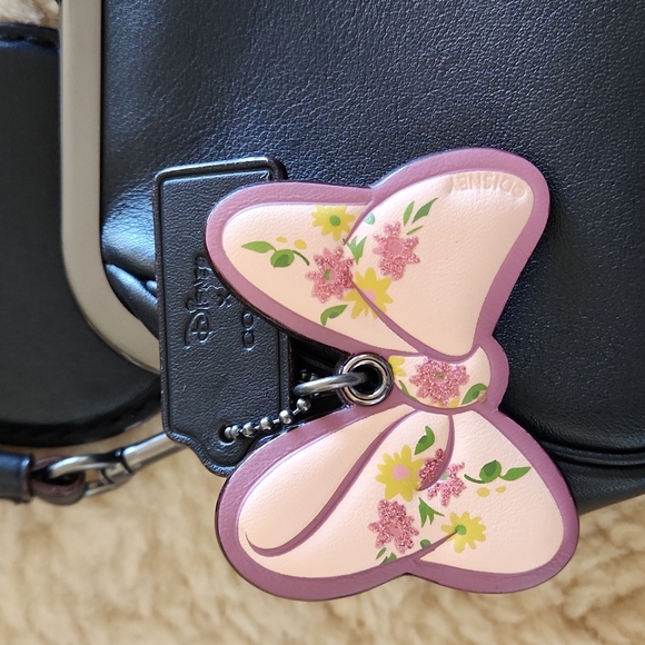 NWOT Disney X Coach Limited Edition Minnie Mouse Ears Bag🖤 🐭❤️ - Picture 3 of 16